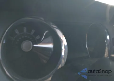 2010 Ford Mustang V6/V6 Premium z USA, uszkodzony, nr VIN 1ZVBP8ENXA5171928